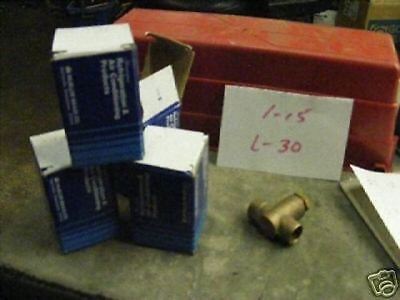 4 Mueller Brass Valves A15033 3/8"