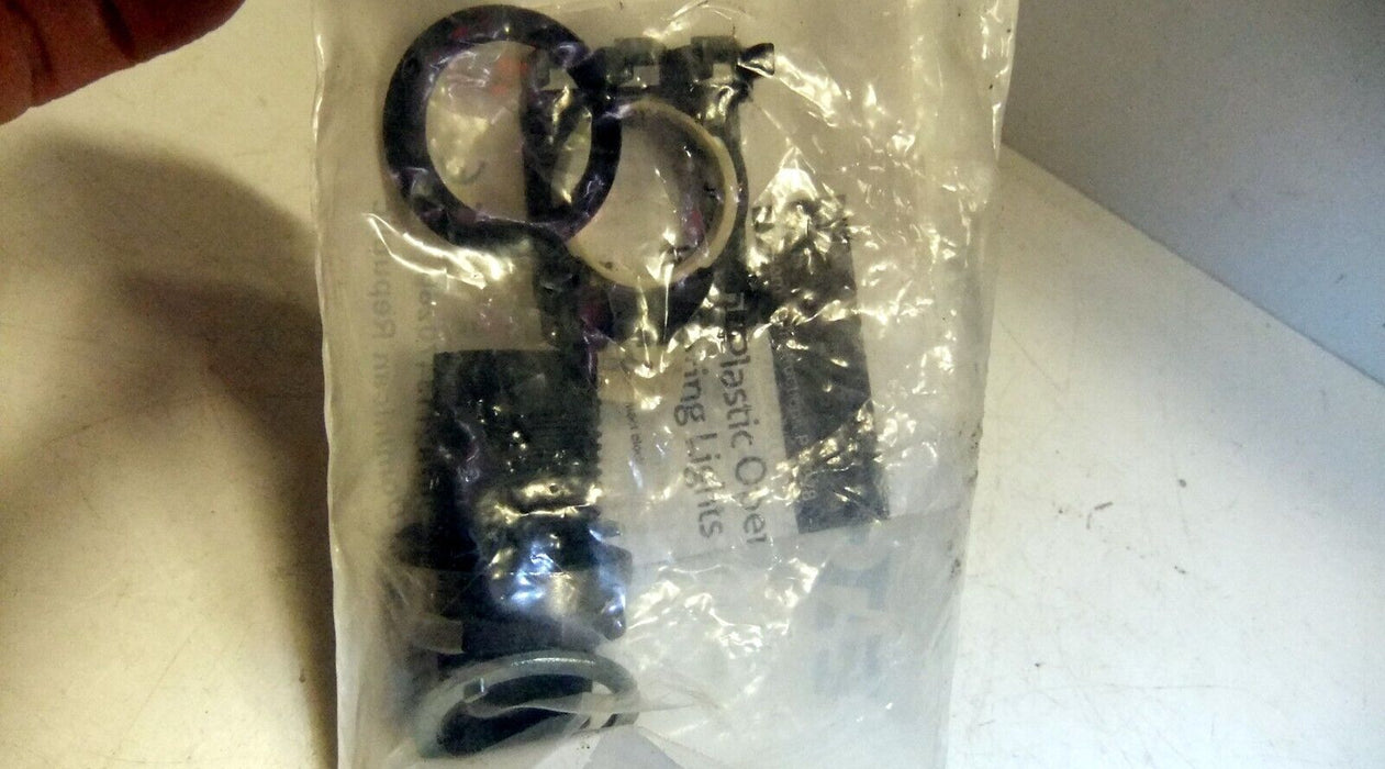 Eaton Non-Illuminated Selector Switch 3 Pos. Maint. E22XG1