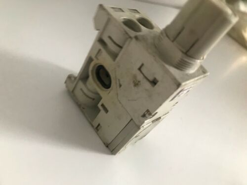 SMC ARM11CA0-R00-A1Z Regulator