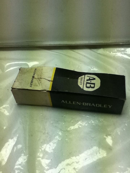 5 Allen-Bradley 1492-CE6 Series B Terminal Blocks