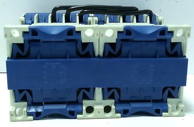Telemecanique LP2-EC03 690 V AC 16 A 3 Pole Reversing Contactor