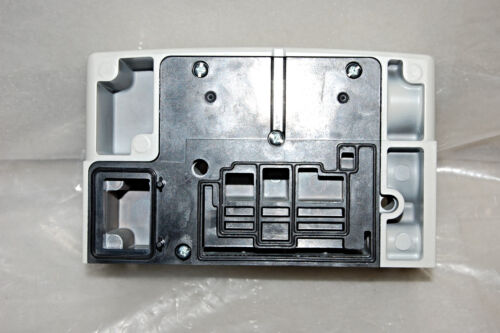 SMC VVQC4000-2A-1 5 PORT MANIFOLD