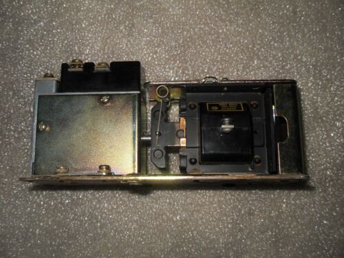 1 Allen-Bradley 849-ZOB32 PNEUMATIC TIMING RELAY
