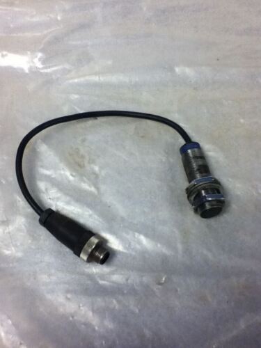 Telemecanique XS1M18MA230 Proximity Switch