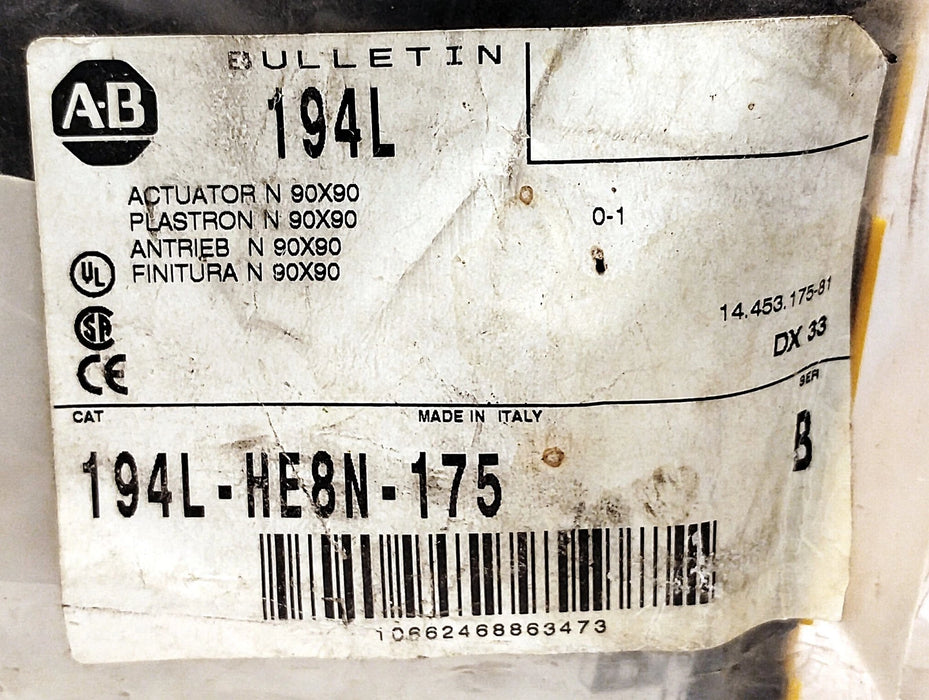 Allen-Bradley 194L-HE8N-175 N 90X90 Rotary Actuator Handle for Disconnect Switch