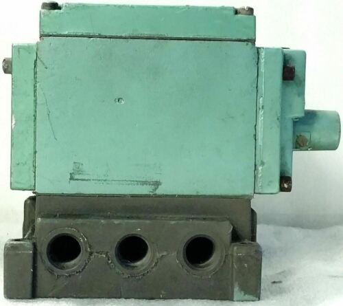 Numatics 33JPR4410 4Way Valve