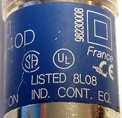 Telemecanique XU5-M18PP340D Photoelectric Sensor