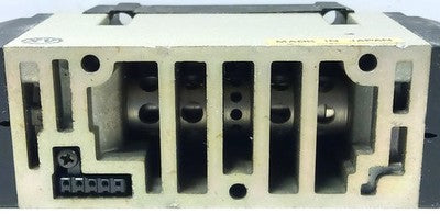 SMC NVFS3200-5FZ 15-145 psi Solenoid Valve w/ 21-26 V DC Coils