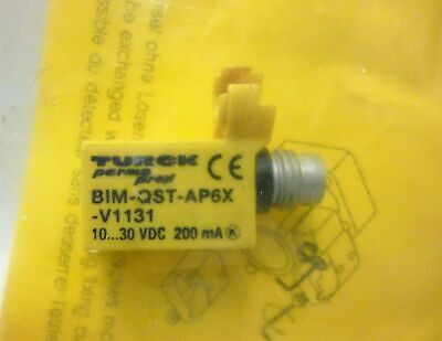Turck BIM-QST-AP6X-V1131 Magnetic Proximity Sensor