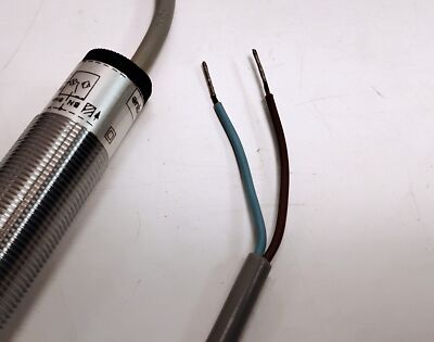 Telemecanique XSA-A05511 110/120 V AC Proximity Sensor