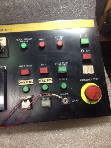 FANUC 105B-2302-C020 OPERATOR PANEL