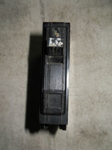 10 Circuit Breakers Square D, T&b, Siemens