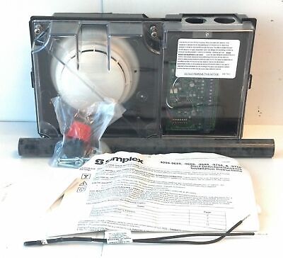 Simplex 4098-9756 24 V DC 4-Wire True Alarm Duct Sensor Housing