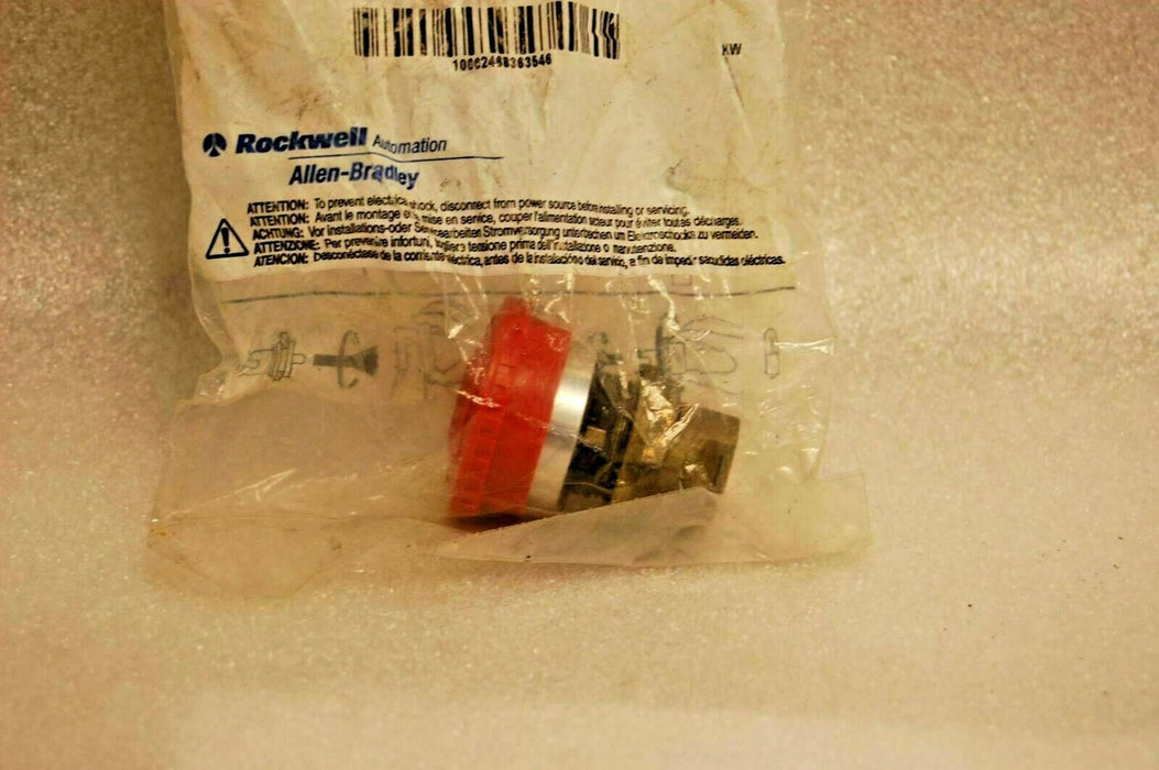 Allen-Bradley 800EM-MT4 Push-Pull Button