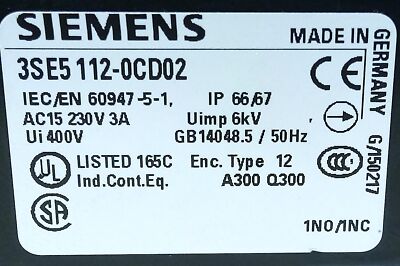 Siemens 3SE5112-0CD02 230 V AC 3 A Roller Plunger Limit Switch