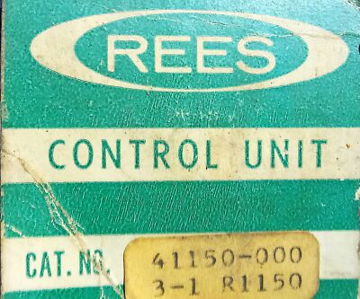 REES 600 V AC Red Illuminated Push-Pull Button