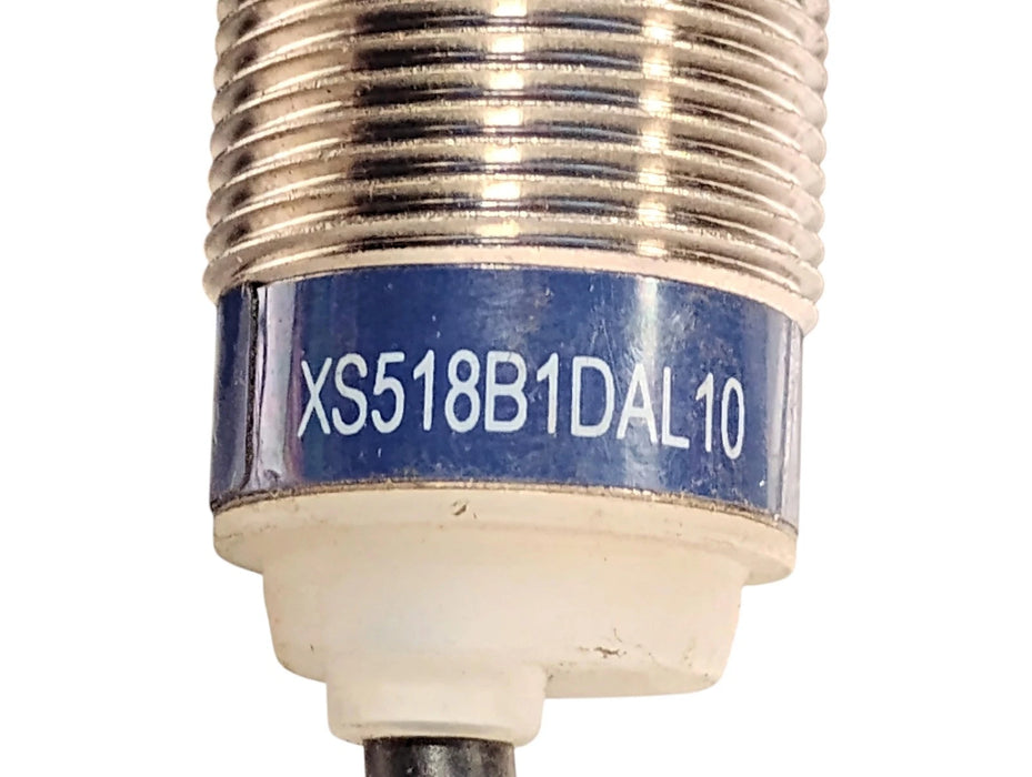 Telemecanique XS518B1DAL10 12-48 V DC Inductive Proximity Sensor