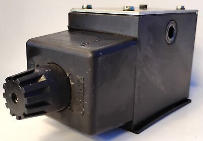 Parker D3W20BNYC 110/120 V AC 0.72-0.80 A 5000 PSI 4/2 Directional Control Valve
