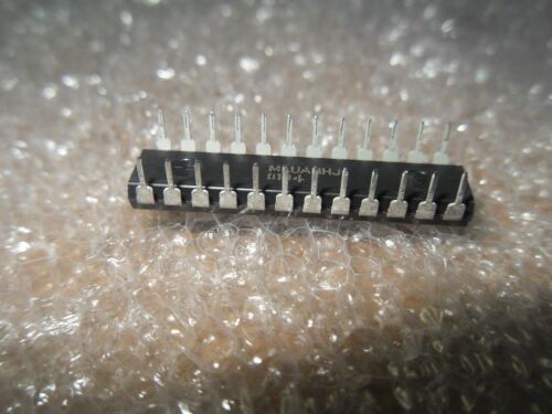 4 NIB MAXIM MX7245JN DIGITAL TO ANALOG CONVERTERS
