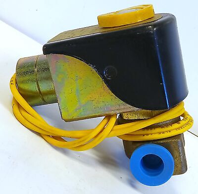 Parker 04F20C2-01 6 V DC 13 W 1/4 in NPT Solenoid Valve
