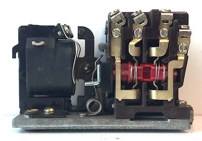 Joslyn Clark 713UPDE-76 110-120 V AC Coil 2NO/2NC PMT Pneumatic Timing Relay