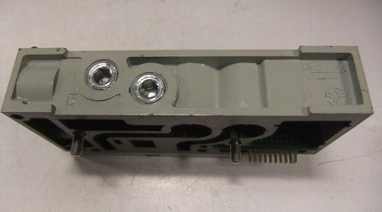 Numatics 206-1273 Manifold Block with Single Z Board