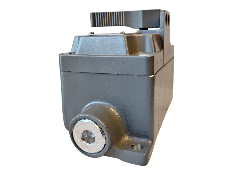 Pass & Seymour 7812-EX 600 V AC 1 PH / 30 A 10 HP 2 P Manual Controller