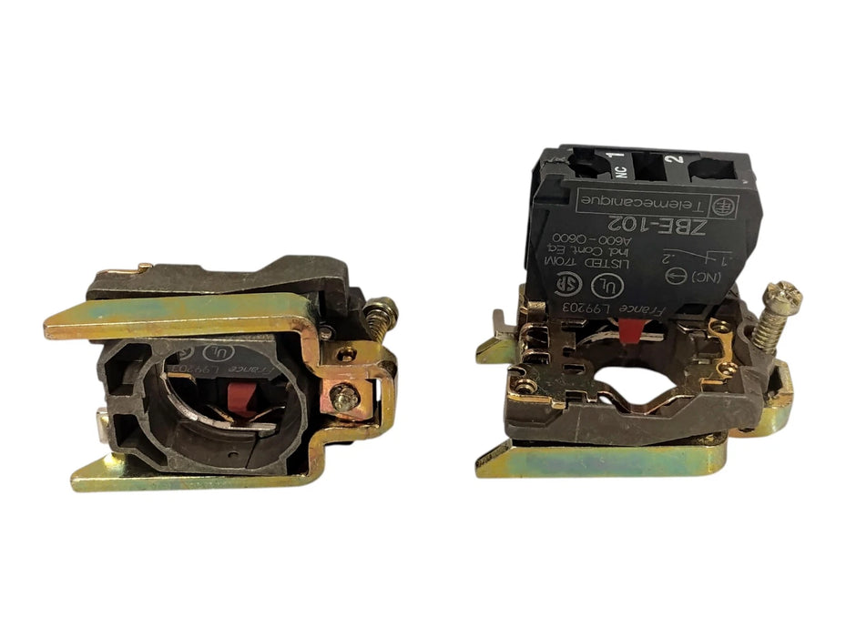Telemecanique ZB4-BZ102 600 V AC 10 A 1 NC Contact Block w/ Mounting Collar