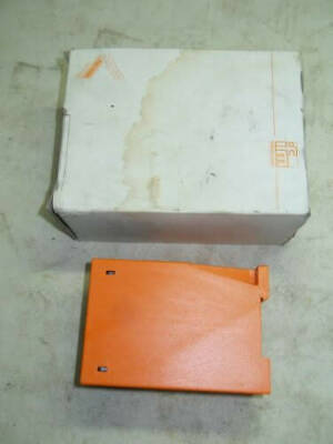 IFM Efector SN0100 / VS0200230VAC Relay