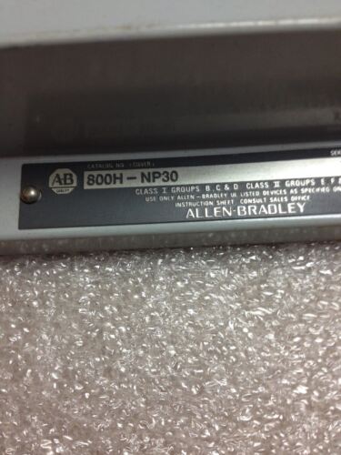 Allen-Bradley 8004-1HVXYM1 PUSH BUTTON STATION