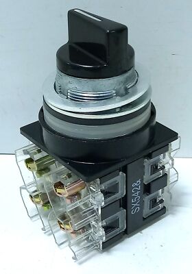 GE CR104PSG86B92 3 Position Selector Switch w/ Spring Return from Right Only