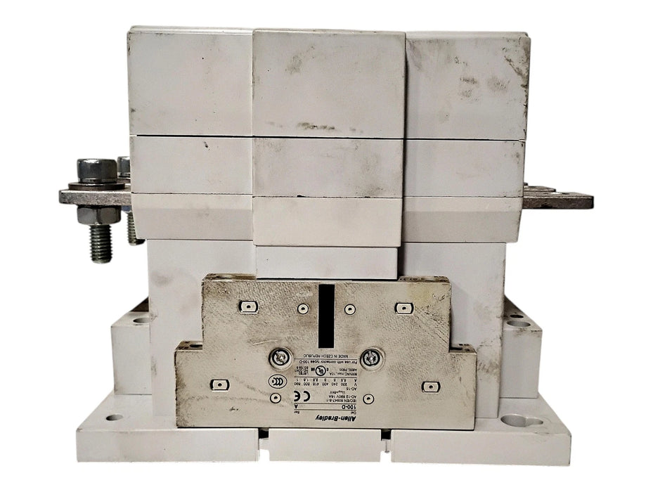 Allen-Bradley 100-D250ED11 110/130 V AC 250 A 3-Pole Non-Reversing IEC Contactor