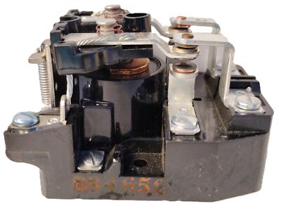Dayton 5X847E 120 V AC 60 Hz DPDT Power Relay