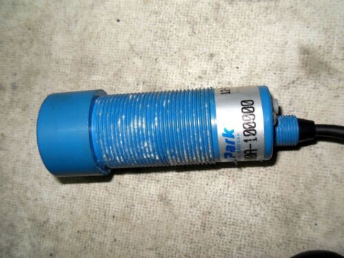 Hyde Park SM900A-100000 SUPERPROX Ultrasonic Proximity Switch