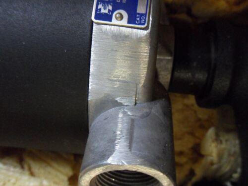 1 Magnetrol T57-1E3C-EE4 Level