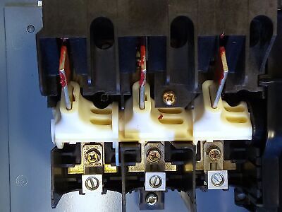 Square D HU362AWK 600 V AC/DC 60 A Heavy Duty Safety Switch