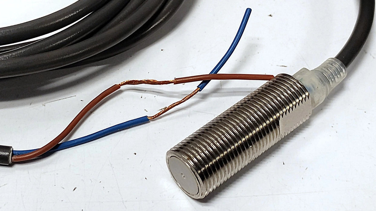 Omron E2E-X3D2-N 12-24 V DC Shielded Inductive Proximity Sensor