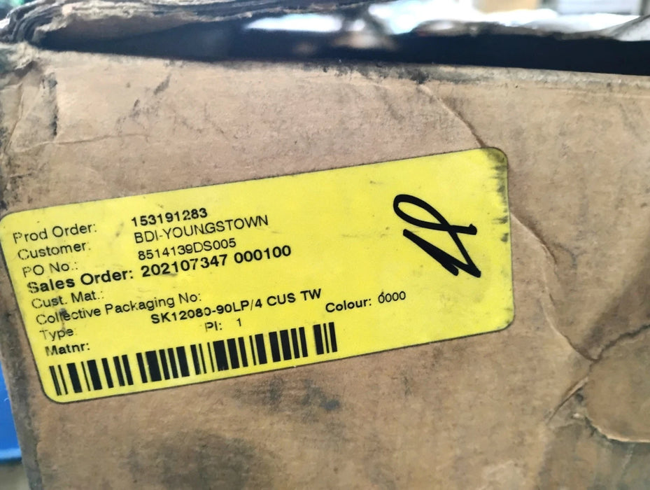 Nord SK 90LP/4 CUS TW 230/460 V 2 HP 1730 RPM Motor w/ 12080-90LP/4 27.99:1 Gear