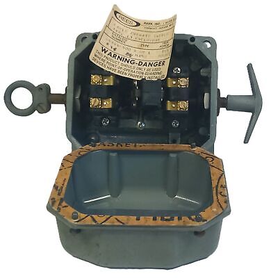 REES 04944-500 Cable Operated Pull Switch in Type 13 Enclosure with 10 lb Trip