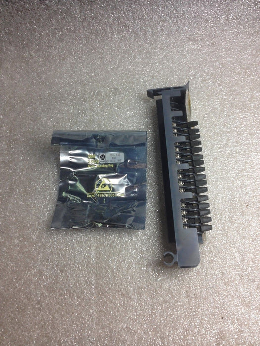 Allen-Bradley 1771-WHF Fused Field Wiring Arms