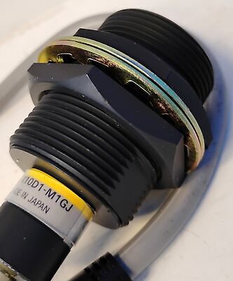 Omron E2EQ-X10D1-M1GJ 12-24 V DC 0.3 m Cable Proximity Sensor