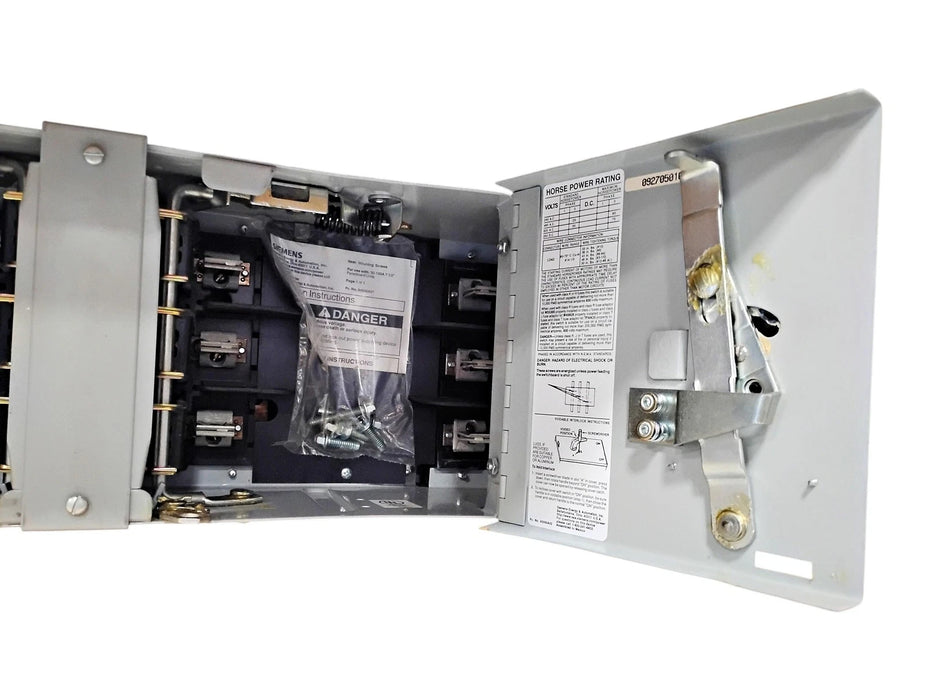 Siemens V7E3633 600 V AC 100-100 A 3 PH 3 P Double Branch ITE Vacu-Break Switch