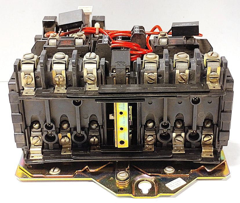 Allen-Bradley 505-AOD 600VAC 16 A Size 0 Reversing Starter w/ Overload Relay