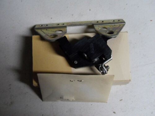 Allen-Bradley 895-C2M Auxiliary Contact