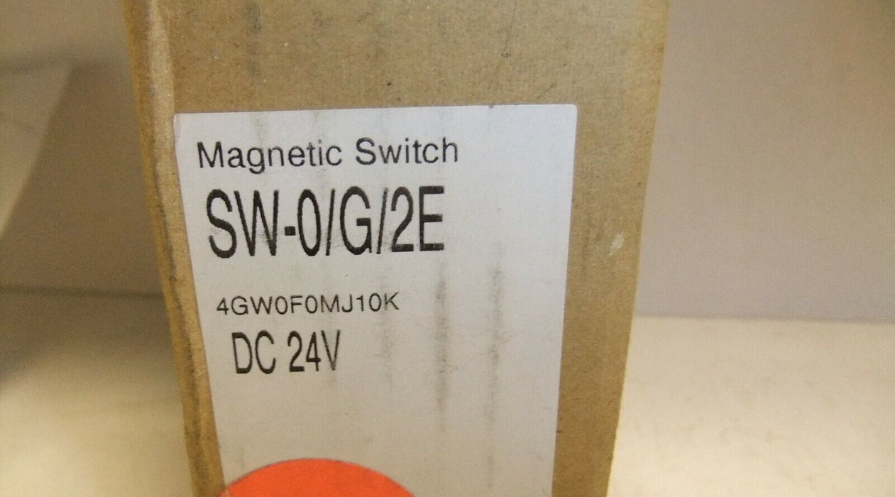 Fuji Contactor 4GW0F0MJ10K SW-0/G/2E 24V
