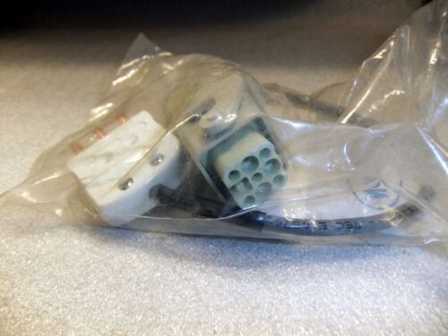 Nordson Nozzle and Plug 1069996