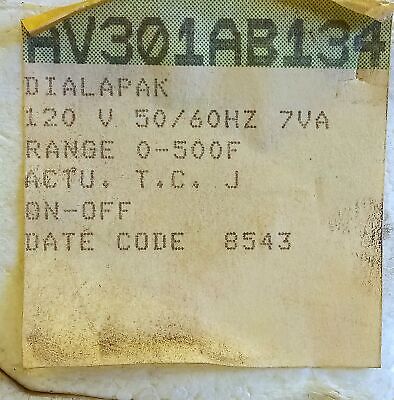 Honeywell AV301AB134 120 V AC 50/60 Hz Temperature Controller