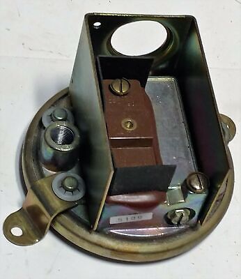Dwyer 1910-1 Pressure Switch