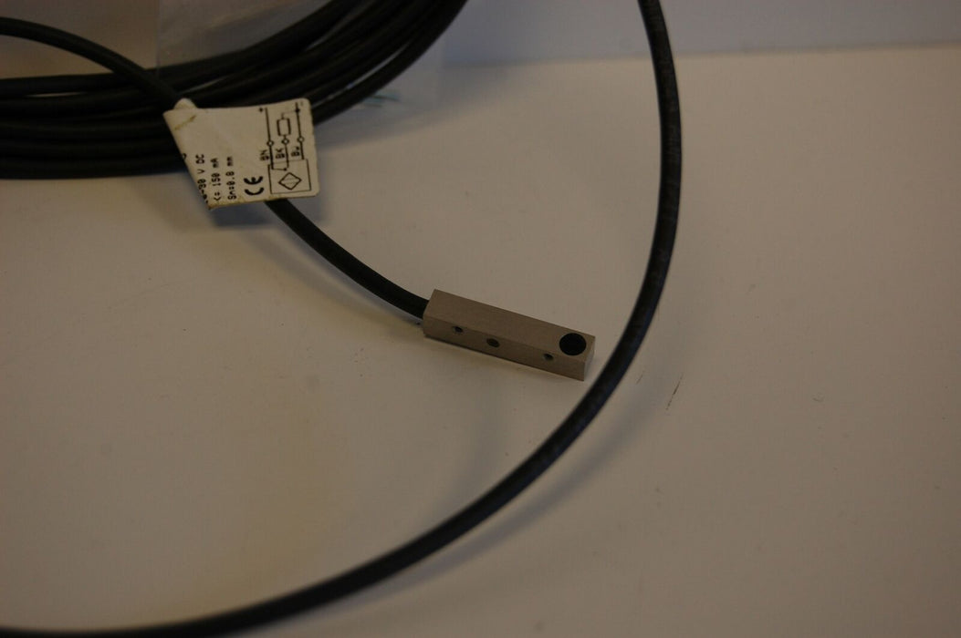Balluff BES 516-3042-I02-C-PU Prox Switch