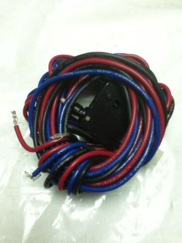 Allen-Bradley 140U-J-Ea1R1 Auxiliary Alarm Switch